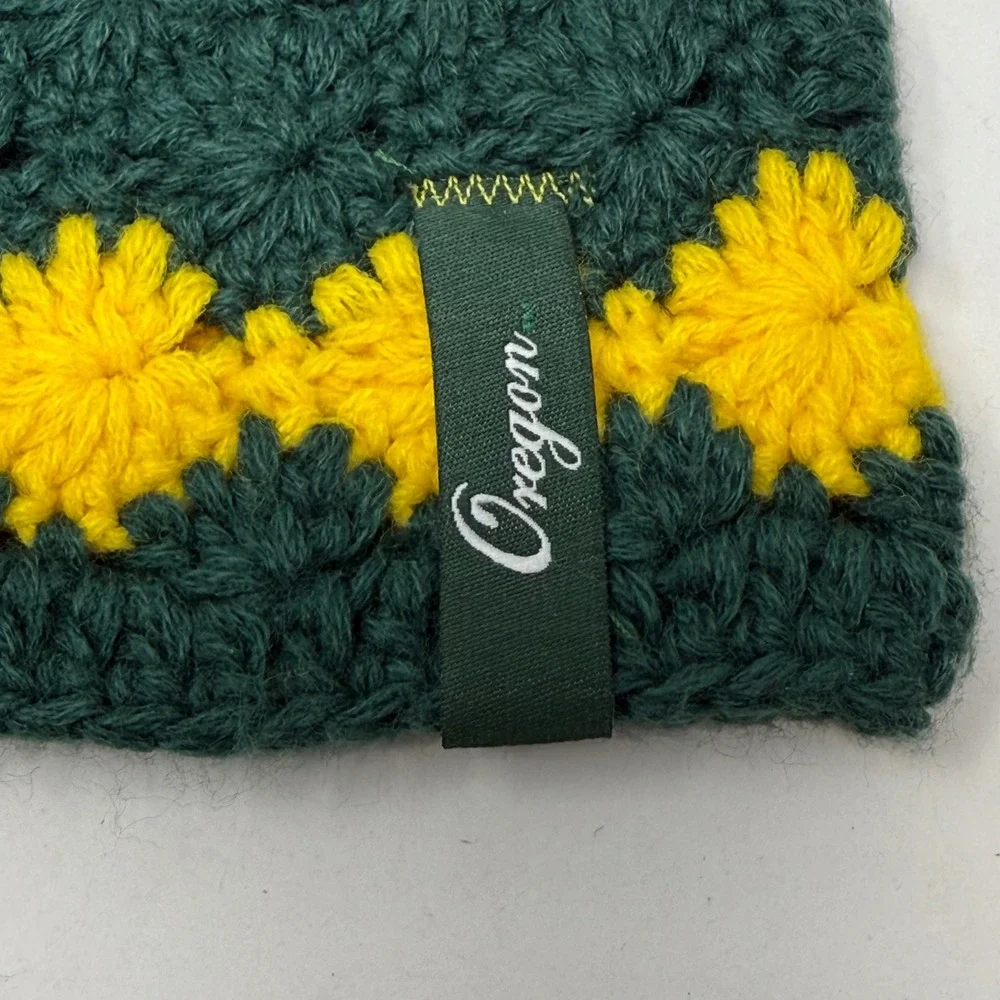 Nike Team Oregon Ducks‎ Crochet Beanie Green Yellow Floral Knit Hat F8RGP OSFM